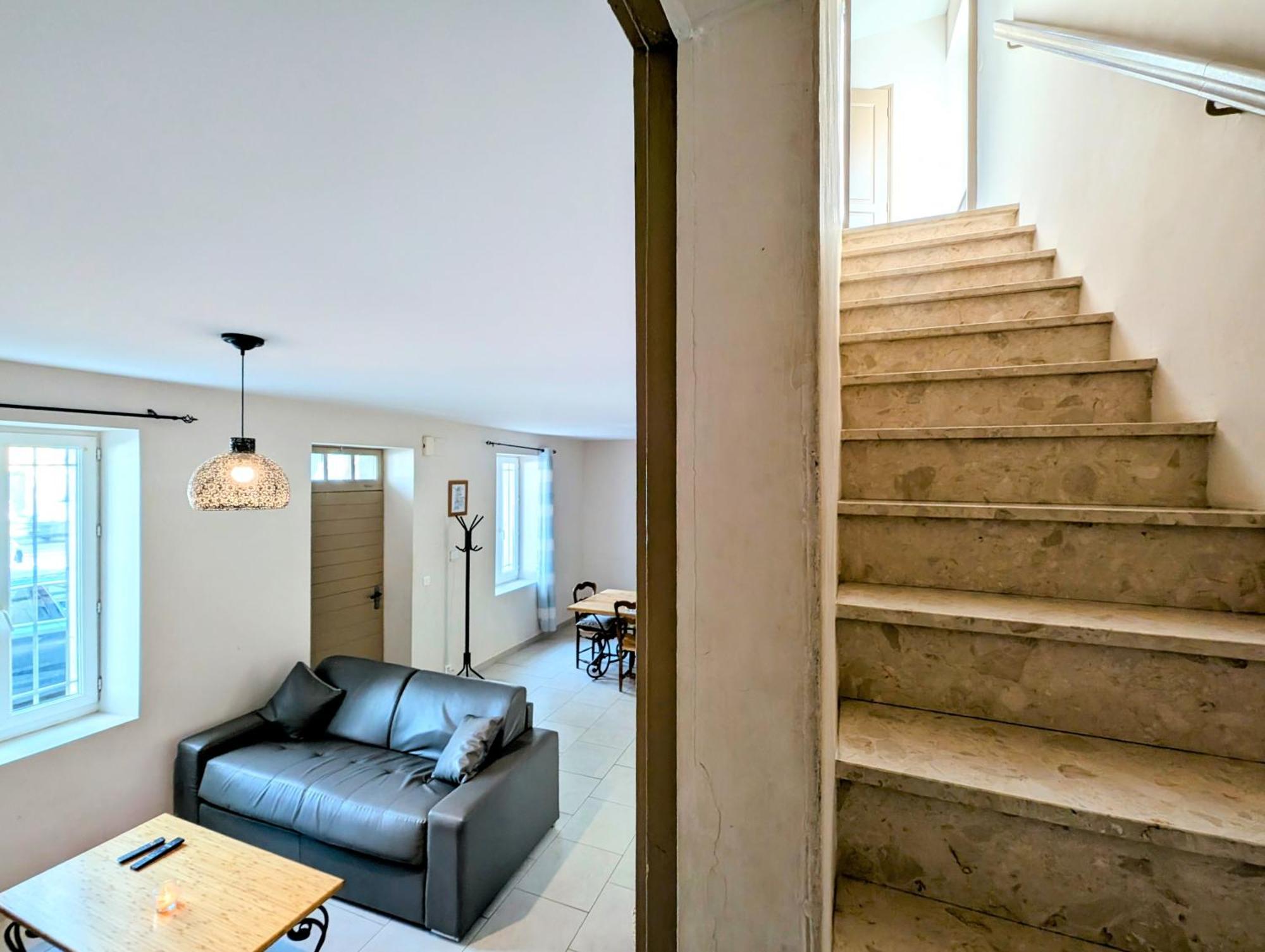 Felibrige - Clim - Cour Villa Arles Exterior photo